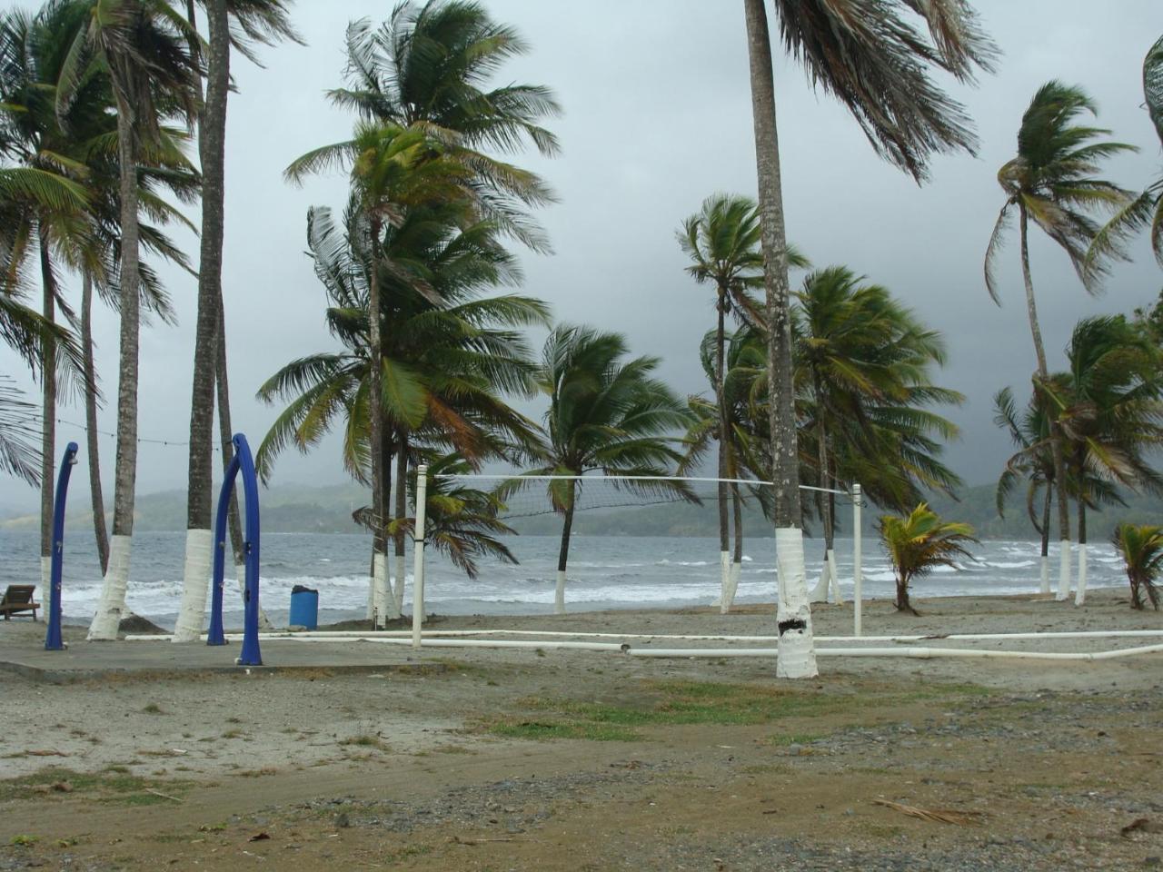 Apartamento En Balabeach Maria Chiquita In Front Of The Beach 2Hab コロン エクステリア 写真