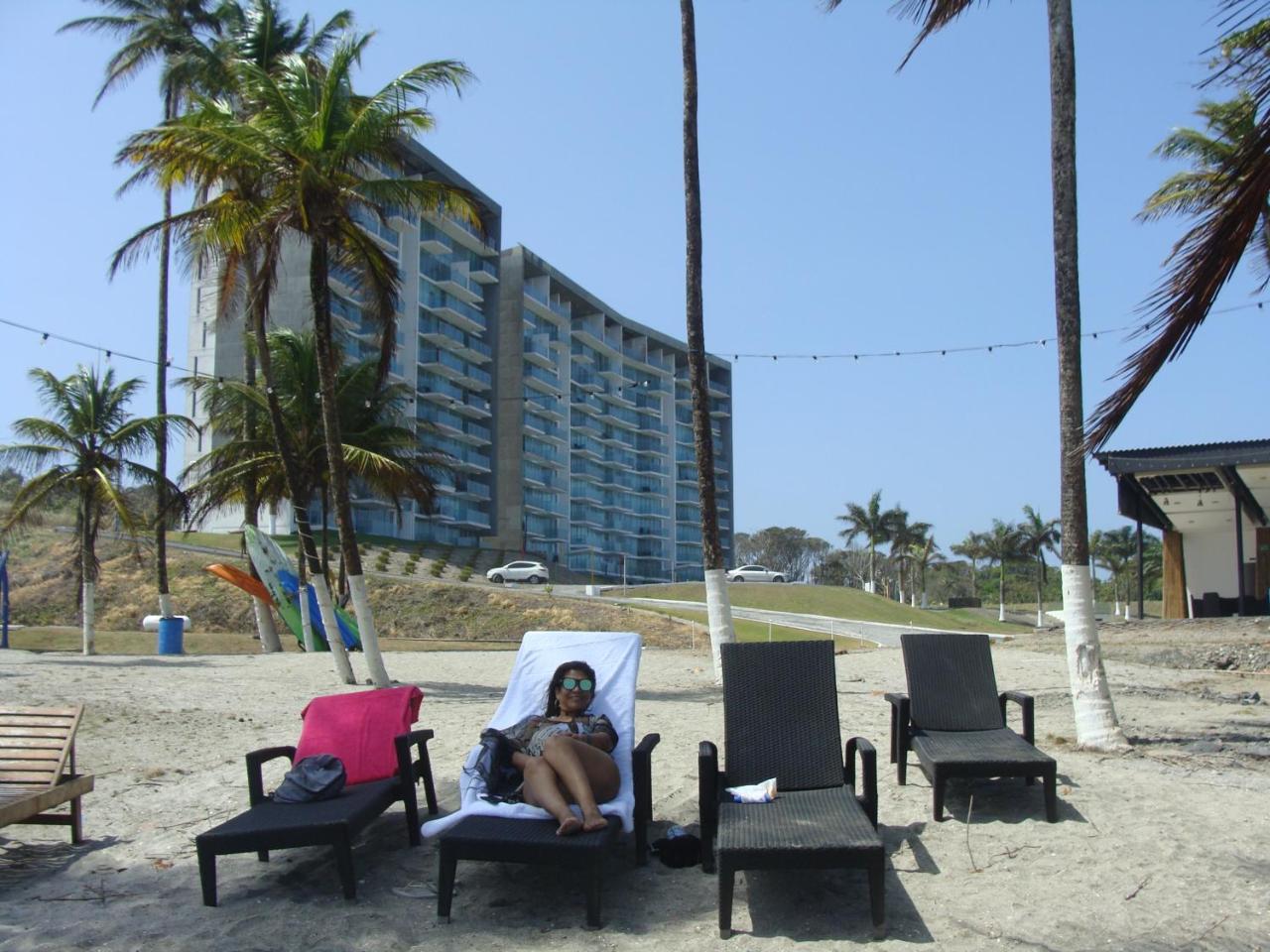 Apartamento En Balabeach Maria Chiquita In Front Of The Beach 2Hab コロン エクステリア 写真