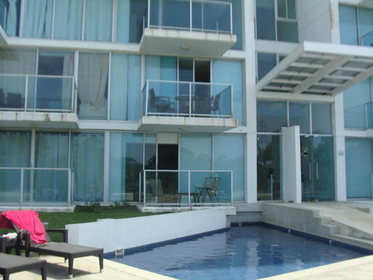 Apartamento En Balabeach Maria Chiquita In Front Of The Beach 2Hab コロン エクステリア 写真