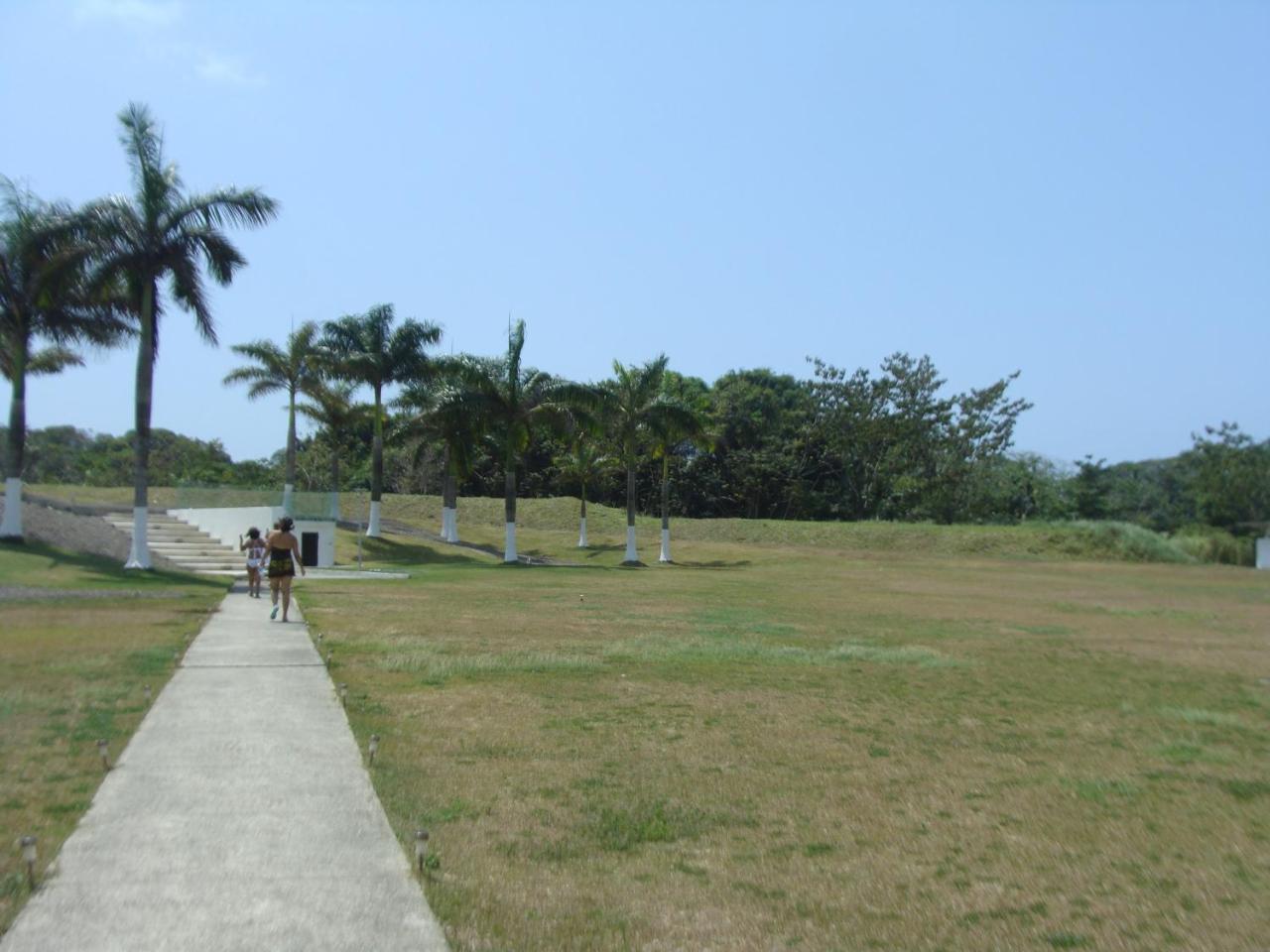 Apartamento En Balabeach Maria Chiquita In Front Of The Beach 2Hab コロン エクステリア 写真