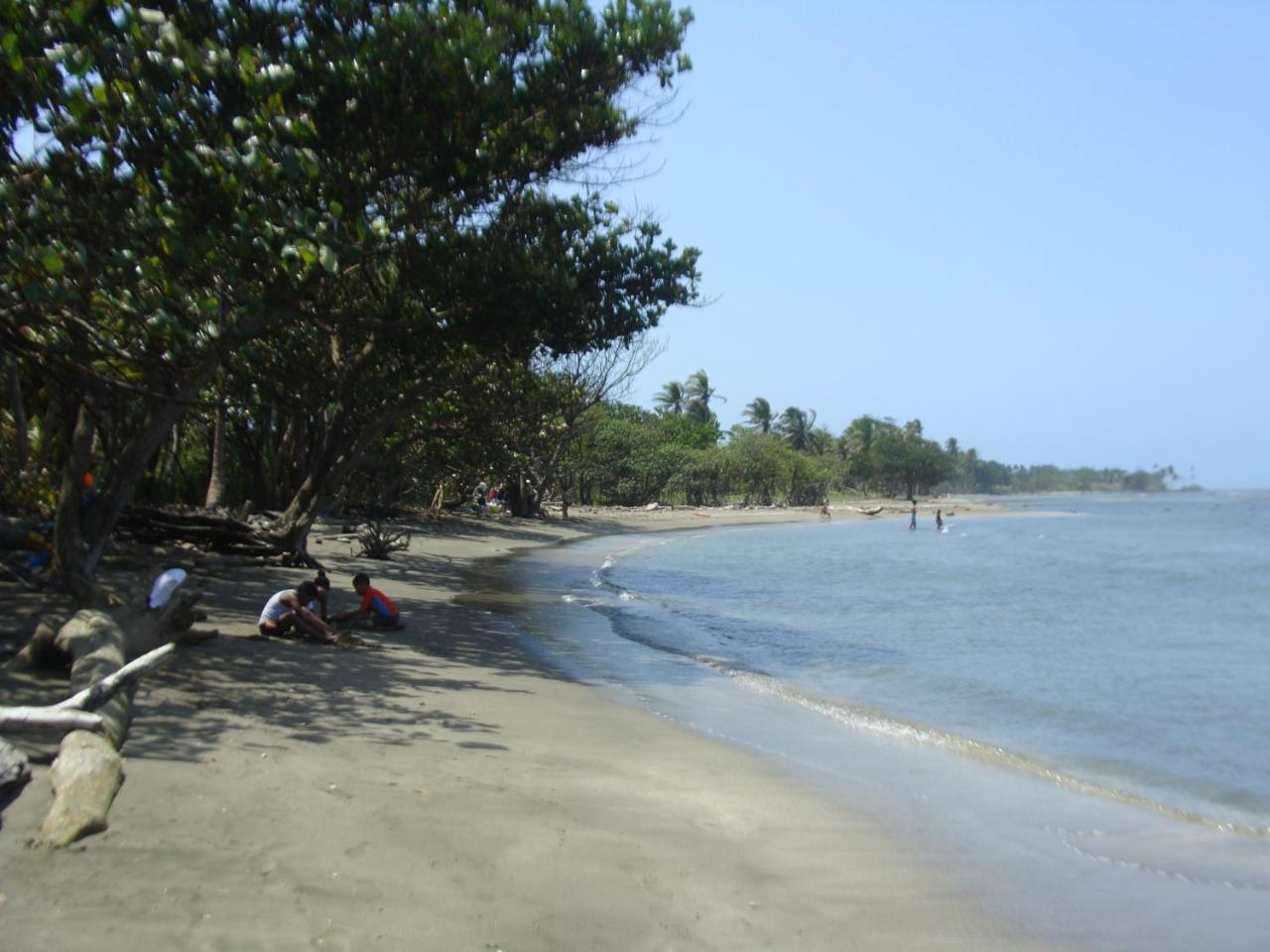 Apartamento En Balabeach Maria Chiquita In Front Of The Beach 2Hab コロン エクステリア 写真