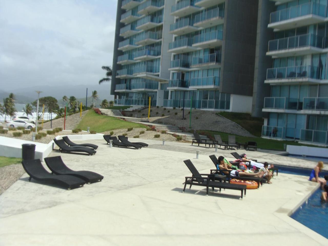 Apartamento En Balabeach Maria Chiquita In Front Of The Beach 2Hab コロン エクステリア 写真